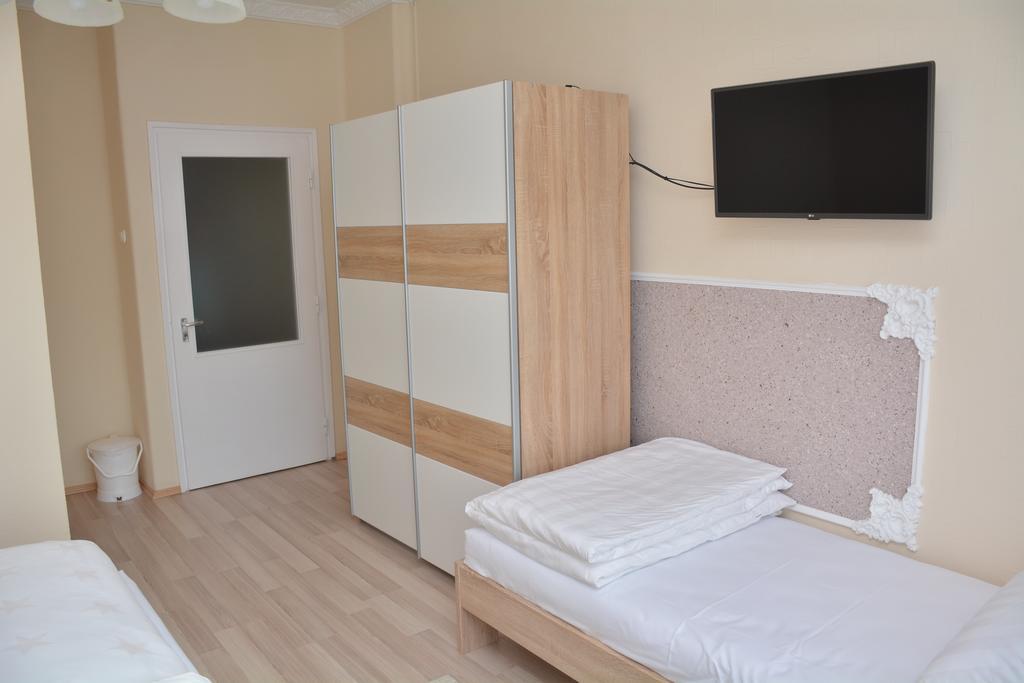 Molnar Vendeghaz Hotel Ujfeherto Екстериор снимка
